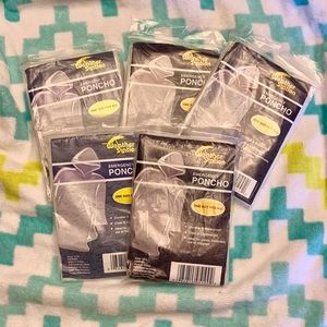 5 emergency rain ponchos